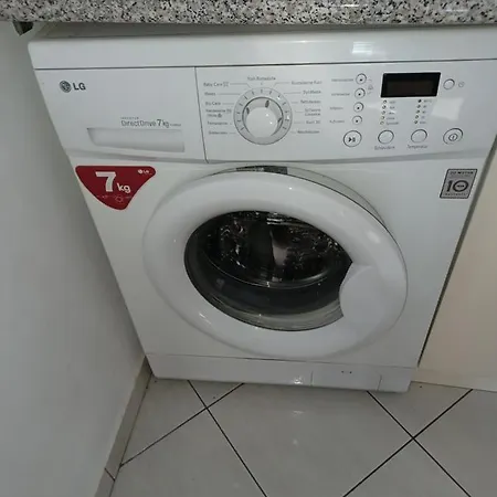 Eva Apartmanhaz 4* אגר