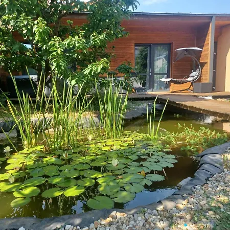 Eva Apartmanhaz 4*