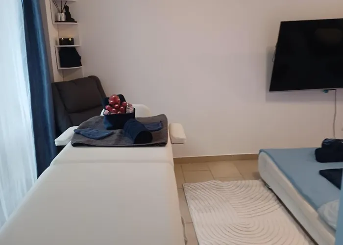 Eva Apartmanhaz Guest house 4*