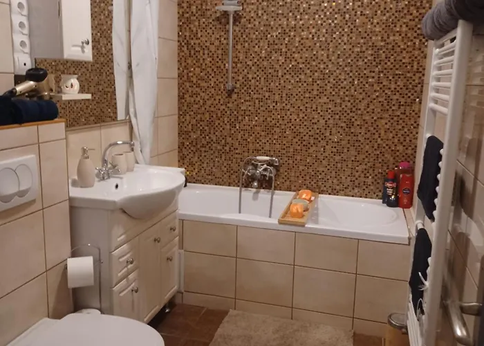 Eva Apartmanhaz Eger