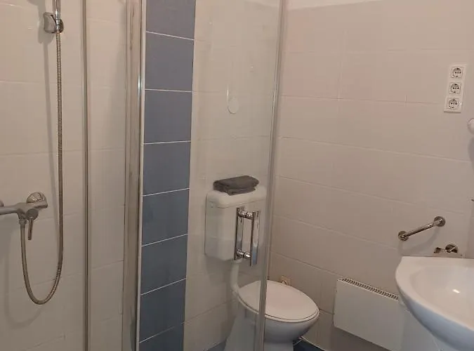 בית הארחה Eva Apartmanhaz 4*