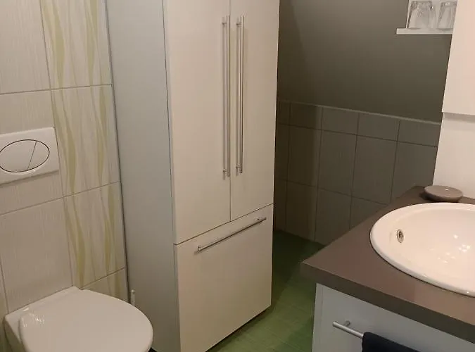 בית הארחה Eva Apartmanhaz 4*