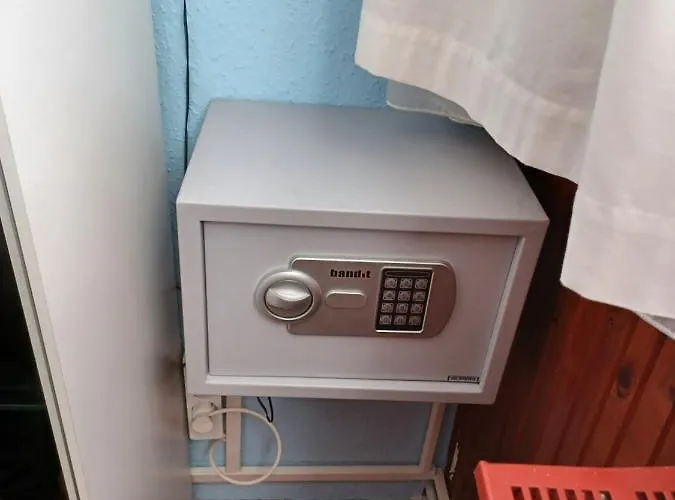 Eva Apartmanhaz בית הארחה